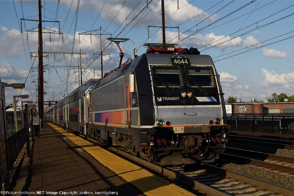 NJT 4644